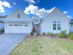 Building Photo - 6338 Trailblaze Bnd