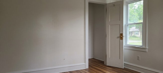 Building Photo - 6324 W Girard Ave