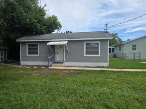 Building Photo - 901 Daytona Ave