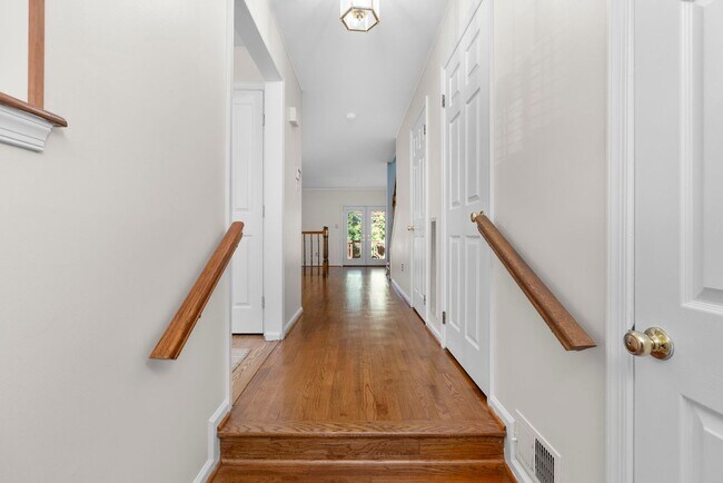 Building Photo - 8710 Birkenhead Ct