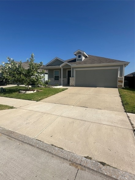 Foto principal - 202 Lemongrass Dr