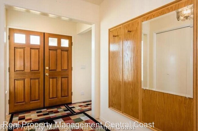 Building Photo - 3 br, 2 bath House - 1372 Hillcrest Drive