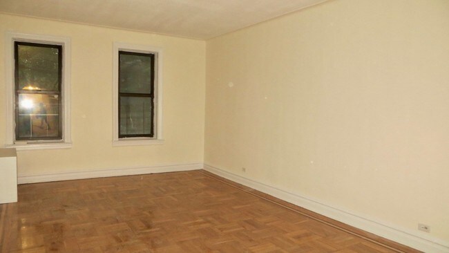 Building Photo - 3871 Sedgwick Ave
