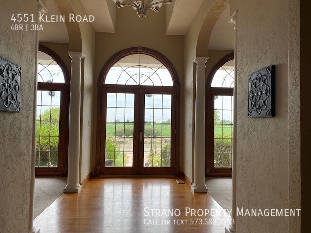 Foto del edificio - 4551 Klein Rd