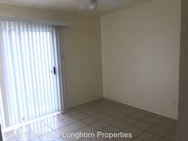 Building Photo - 1102 Horizon Dr
