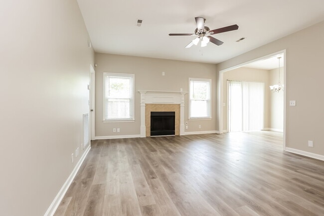 Building Photo - 903 Bexley Dr