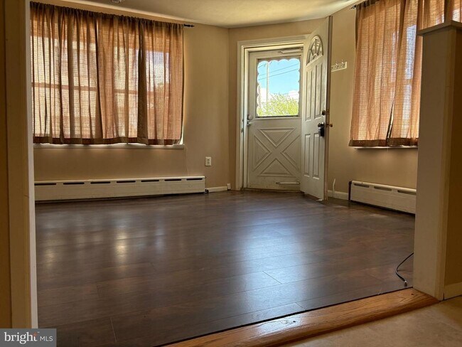 Foto del edificio - 2842 S Iseminger St