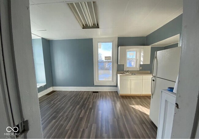 Foto del edificio - 529 West Washington St
