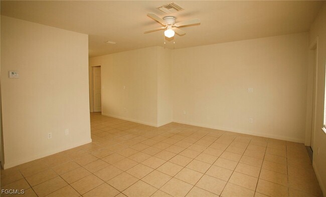 Foto del edificio - 122 Gordon Ave S