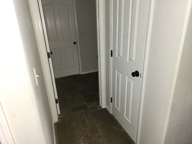 Foto del edificio - 2510 Sea Breeze St