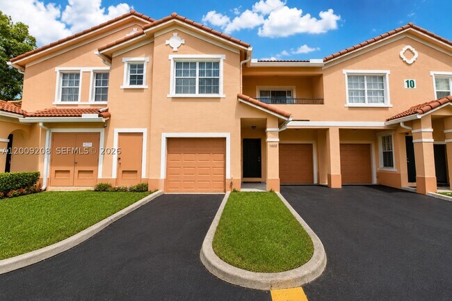 Foto del edificio - 1002 Belmont Ln