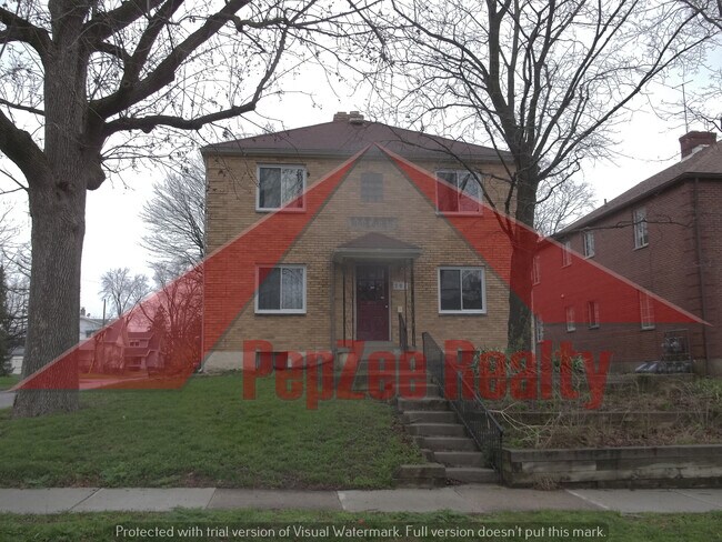 Foto del edificio - 203 Ryburn Ave