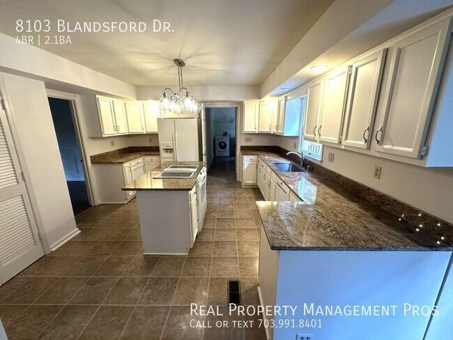 Foto del edificio - Spacious Deck Backs to Trees/1 Acre