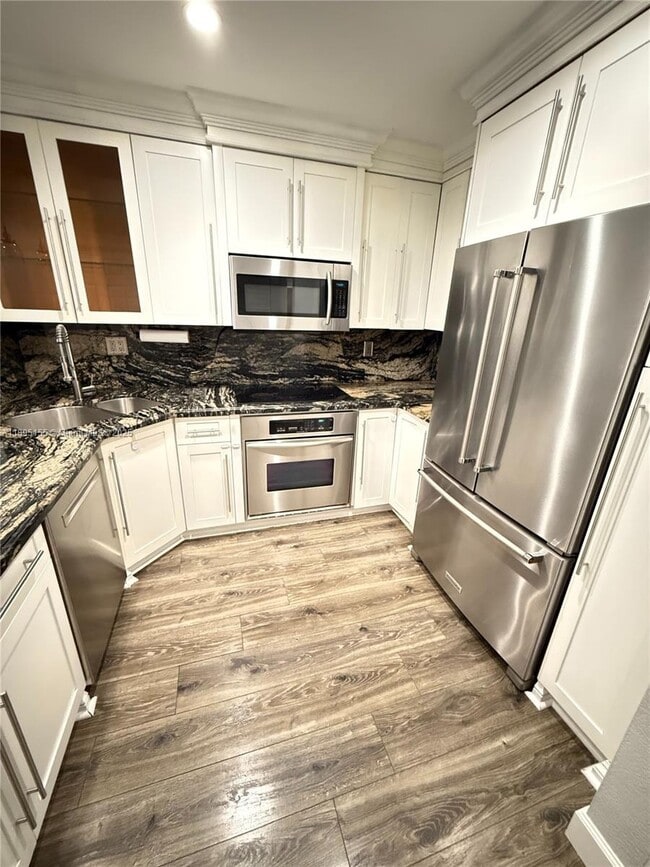 Foto del edificio - 8851 NW 119th St