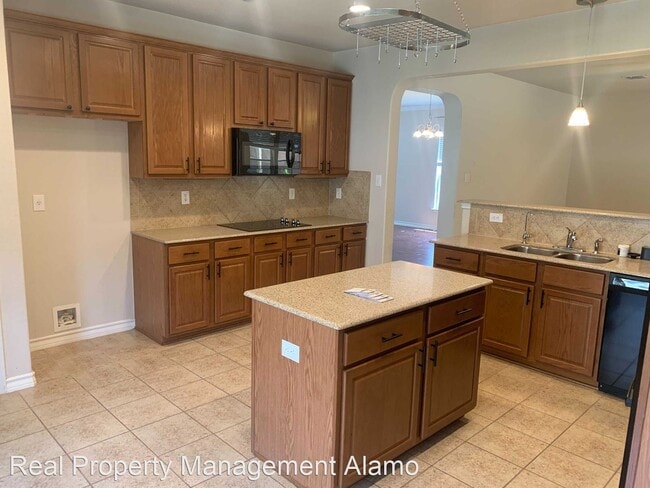 Building Photo - 4 br, 3.5 bath House - 27323 Trinity Cross