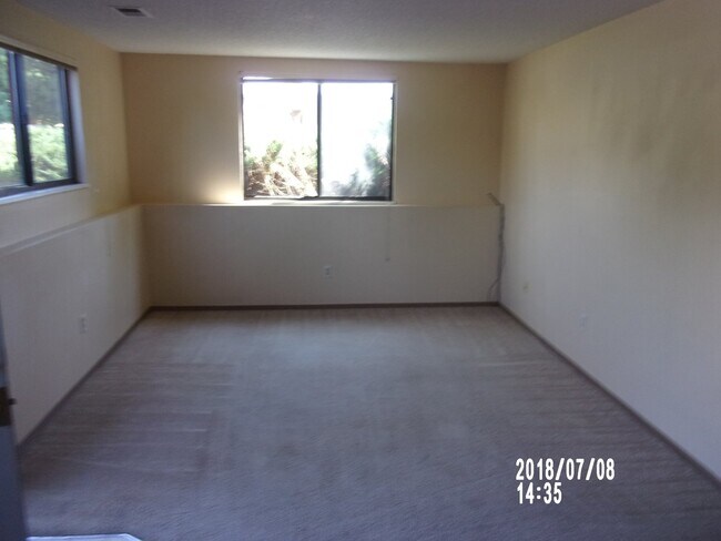 Foto del edificio - Littleton Ranch Style Townhome - 2 Bedroom...