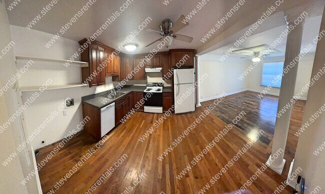 Foto del edificio - 441 Harding Pl