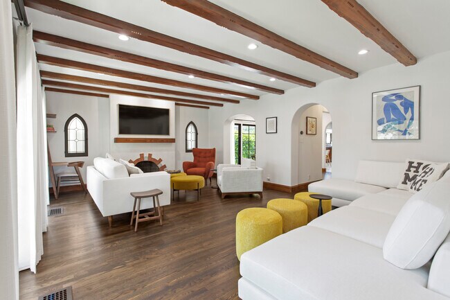 Living Room - 1241 Hi Point St