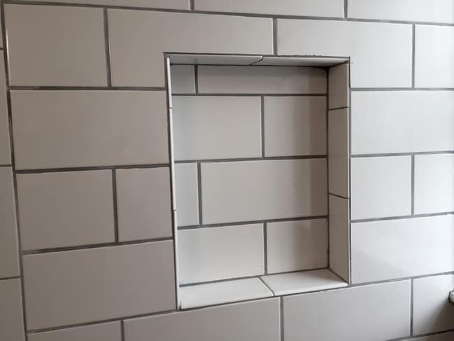 Fully renovated Bathroom - 2841 S Wakefield St Apartment