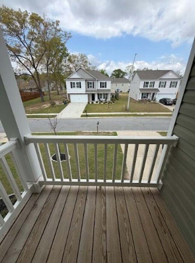 Building Photo - Newly Renovated Single Family Home | 4 BR/2.5BA | Garage Attached
