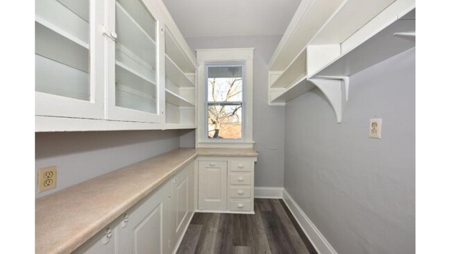 Walk in pantry off kitchen - 2366 S 84th St