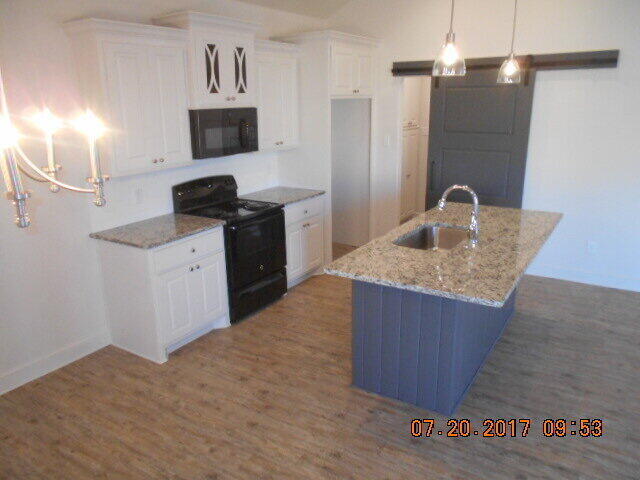 Building Photo - 2020 102nd St