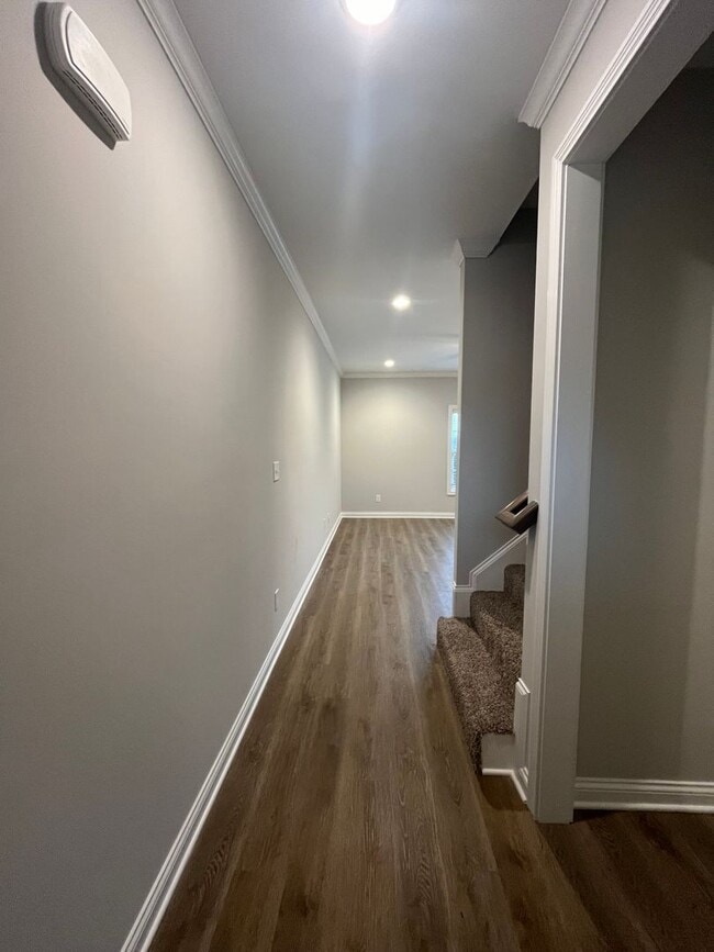 Building Photo - 6488 Fortuna Ave
