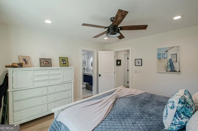 Building Photo - 2657 Blount St