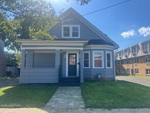 Building Photo - 322 Blake St