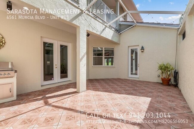 Building Photo - 4561 Murcia Blvd
