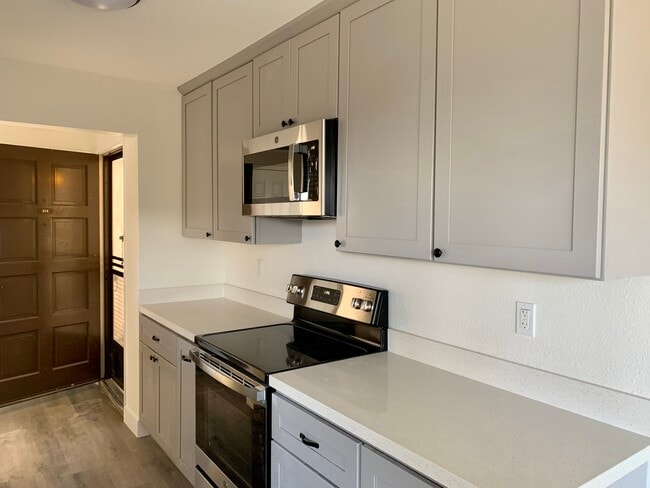 Building Photo - 21062 Gary Dr