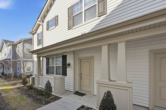 Foto del edificio - 5112 Cora Anne Ln