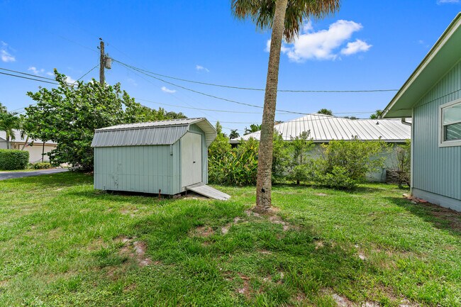 Foto del edificio - 856 SW Rustic Cir
