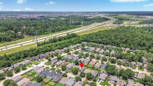 Foto del edificio - 22815 Sherioaks Ln