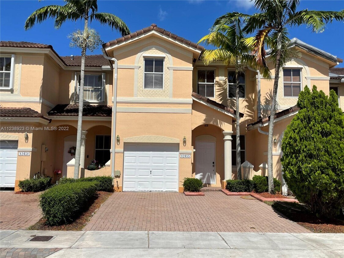 12455 SW 124th Path, Miami, FL 33186 Townhome Rentals in Miami FL