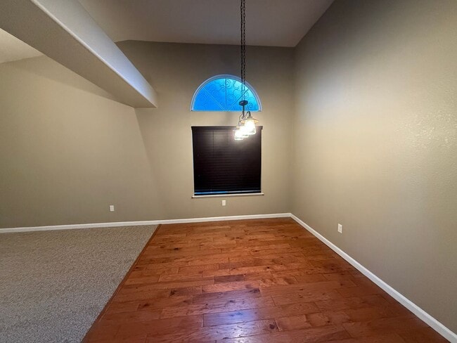 Building Photo - 5604 Adobe Rd