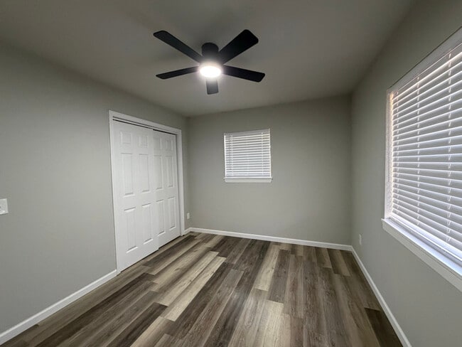 Building Photo - 501-507 W Spruce St