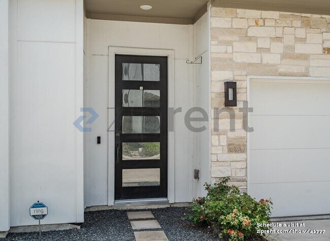 Foto del edificio - 4515 Whitney Pkwy