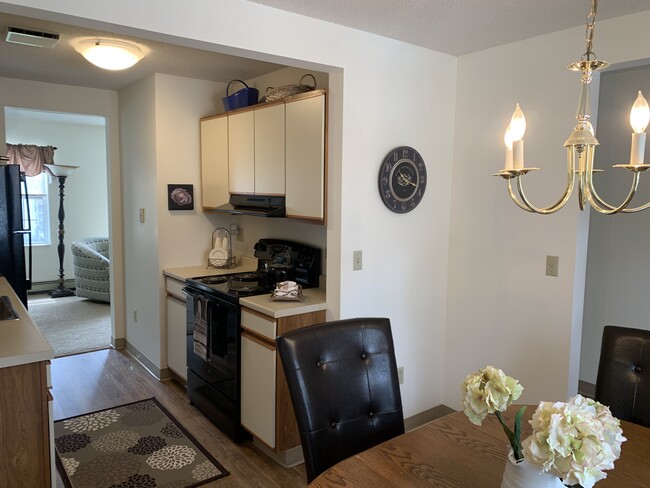 Kitchen - Eastgate Apartments