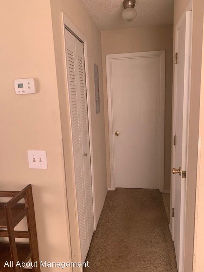 Building Photo - 1 br, 1 bath House - 608 Northlake Drive