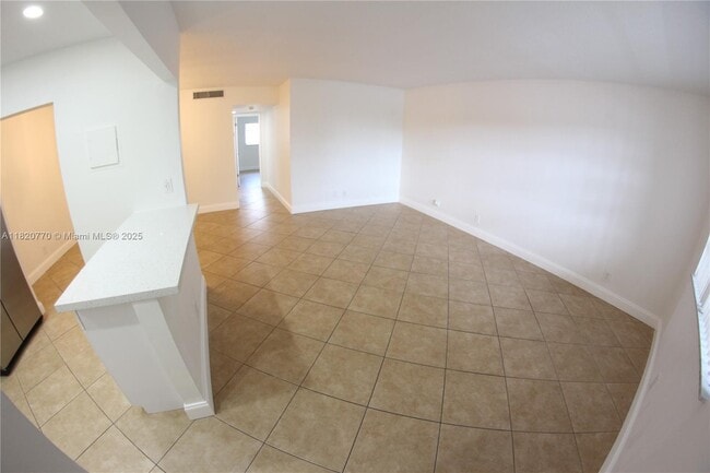 Building Photo - 2050 NW 81st Ave