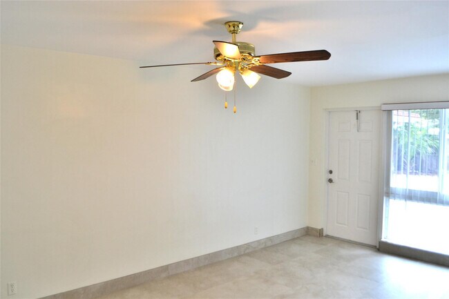 Foto del edificio - 4209 NE 21st Ave