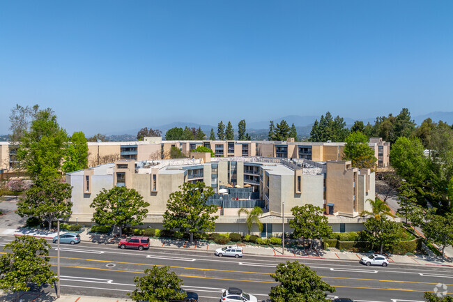 Edificio alternativo - Eaton Crest