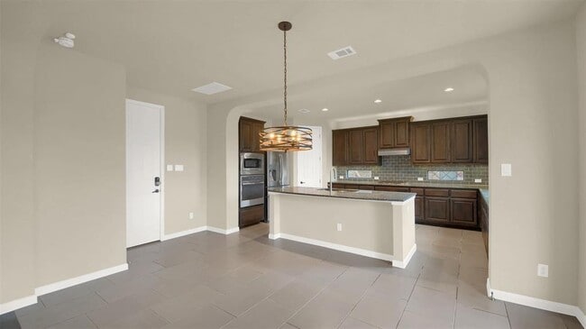 Building Photo - 6921 Barstow Ct