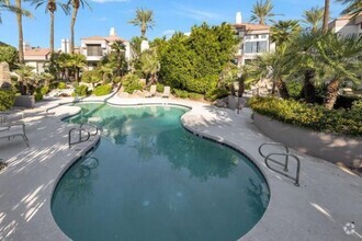 Building Photo - 7222 E Gainey Ranch Rd