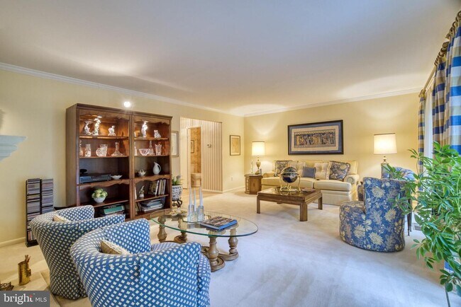 Building Photo - 3716 Oak Hill Way