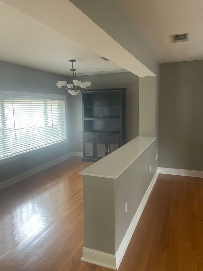 Photo - 2/2 HOME FOR RENT ONLY 1800$