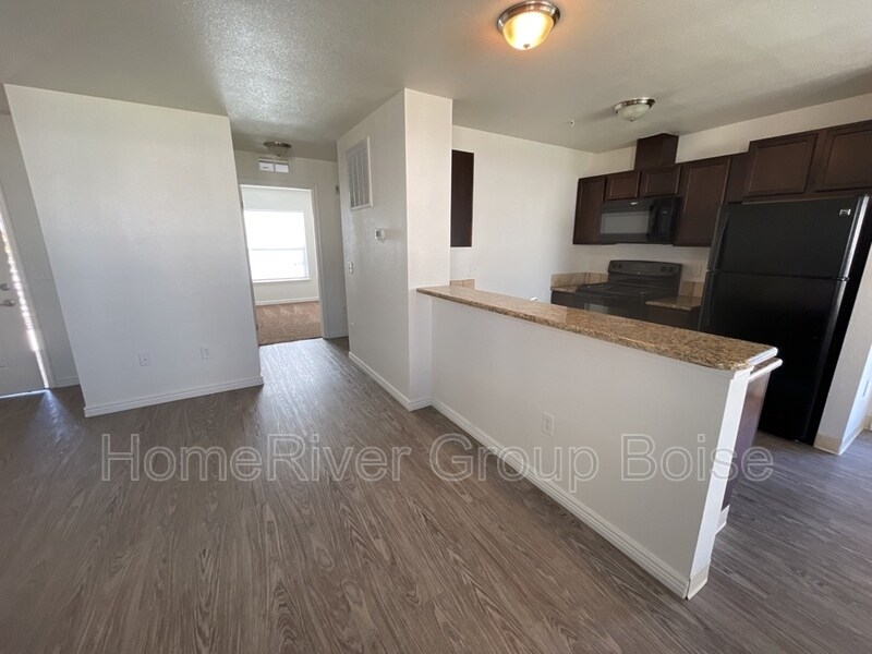 11180 W Brassy Cove Loop, Nampa, ID 83651 Condo for Rent in Nampa, ID