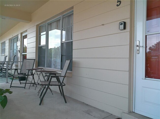 Building Photo - 2331 Finlandia Ln
