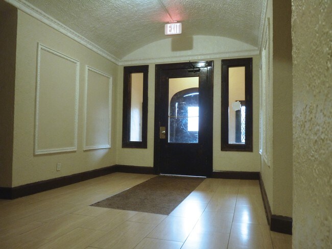 Foto del edificio - Briggand Hall Apartments